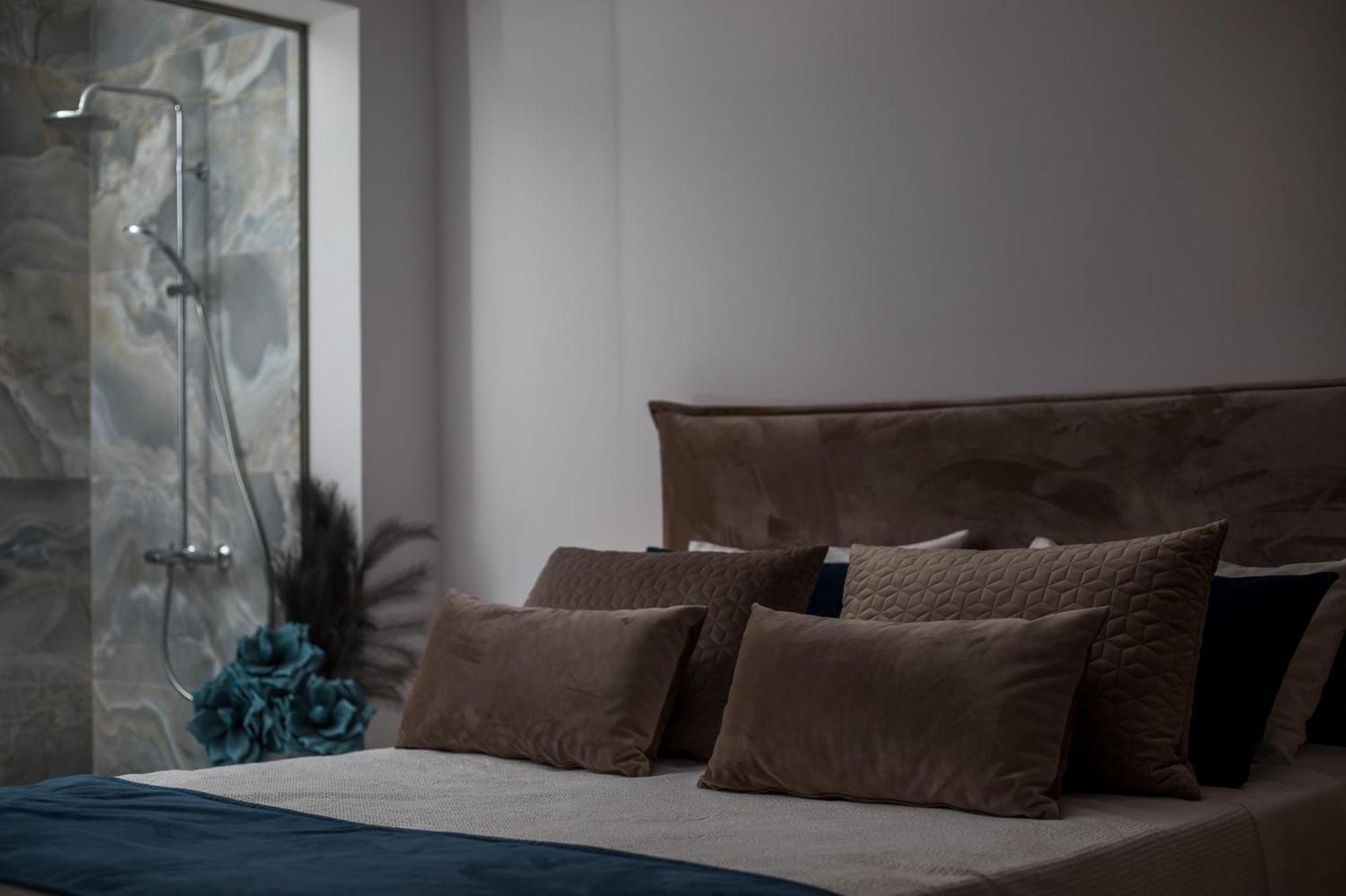 Olea Luxury Apartment 阿凡投 外观 照片